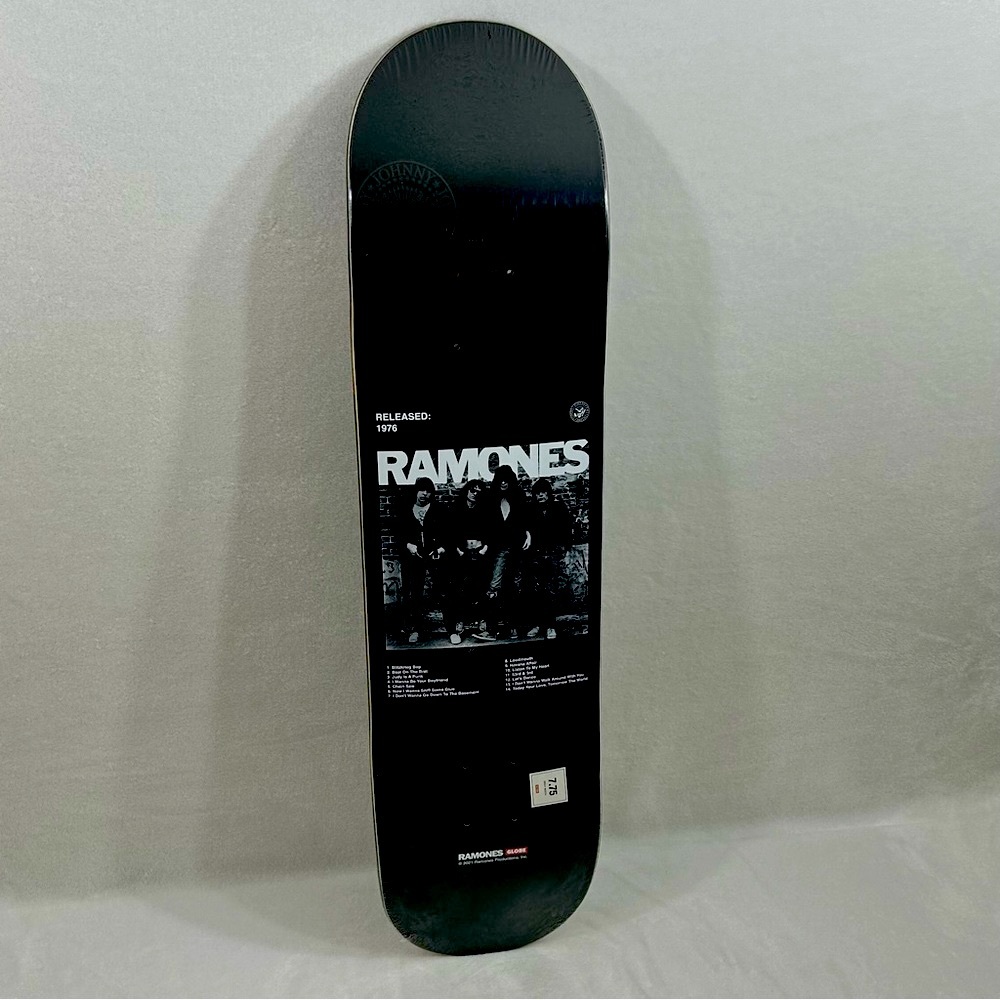 Globe G2 Ramones Retro First Album Cover 1976 Skateboard Deck Art 7.75" - Picture 2 of 9